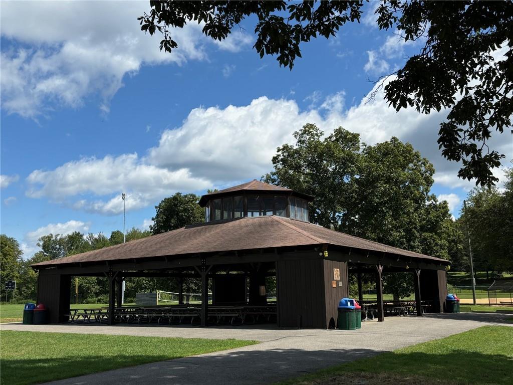 9 Walker Drive, Yorktown Heights, New York image 17
