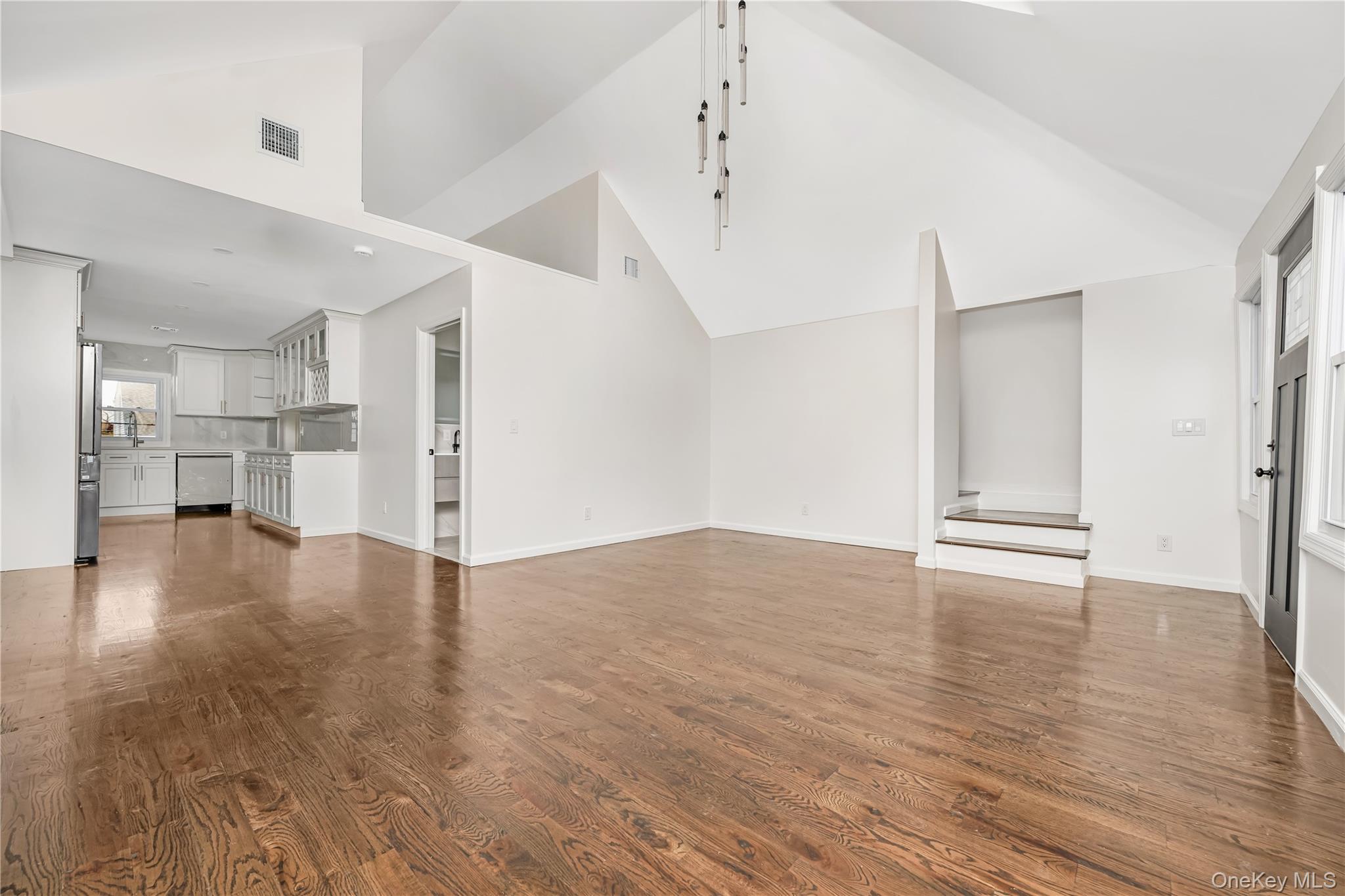 1043 Delaware Avenue