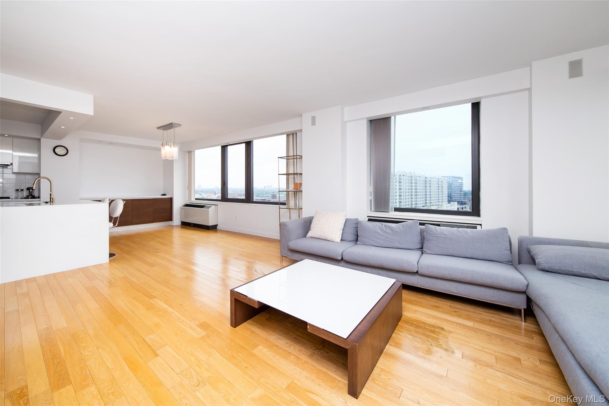 39-16 Prince Street PhB