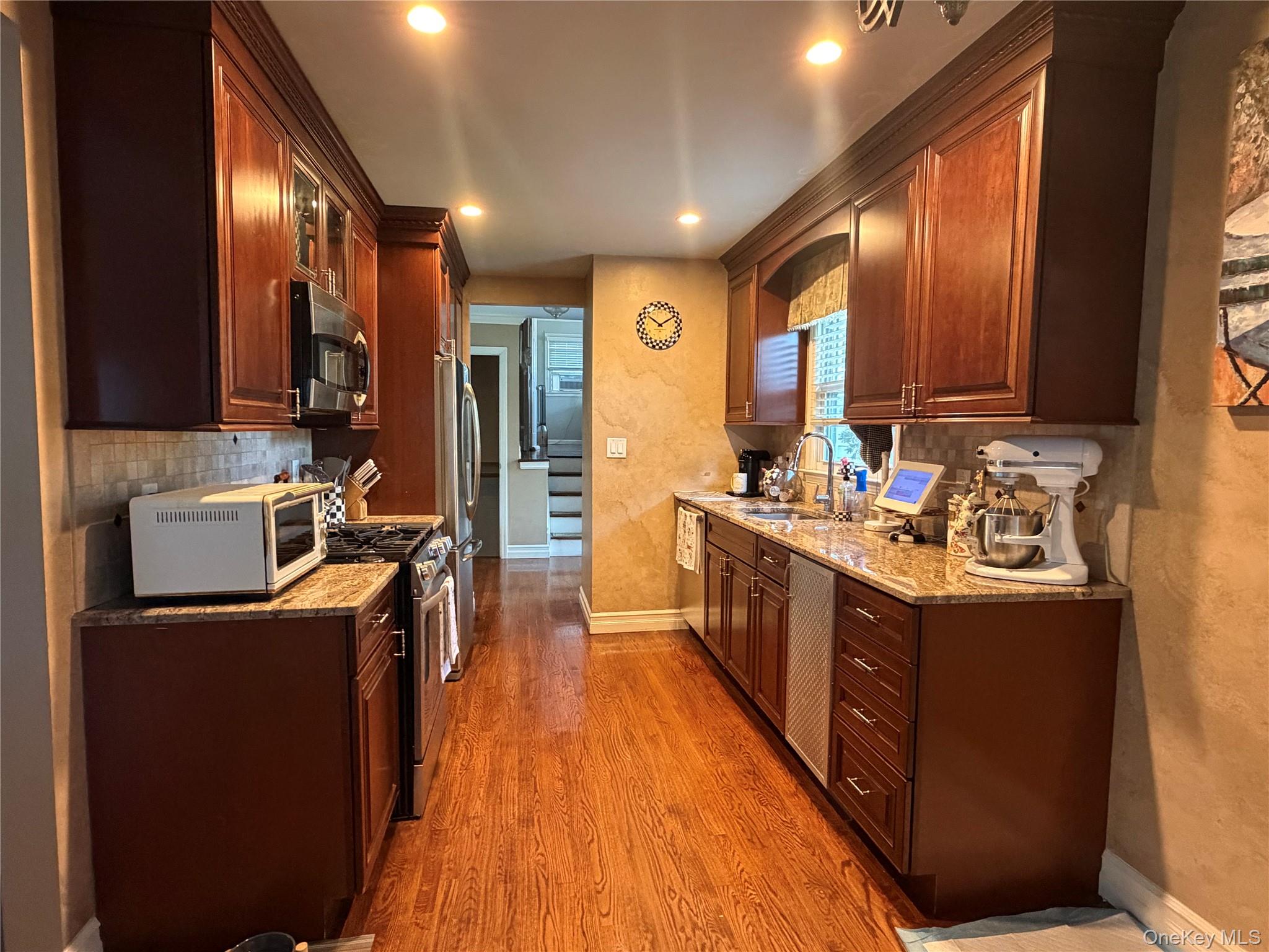 17 Renee Place