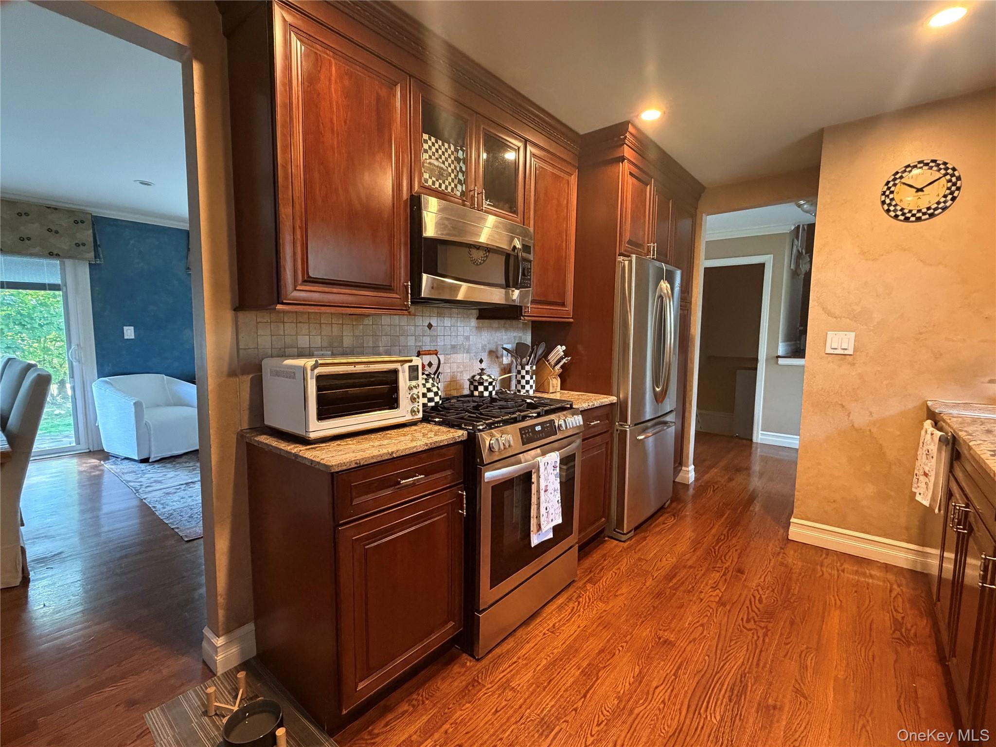 17 Renee Place