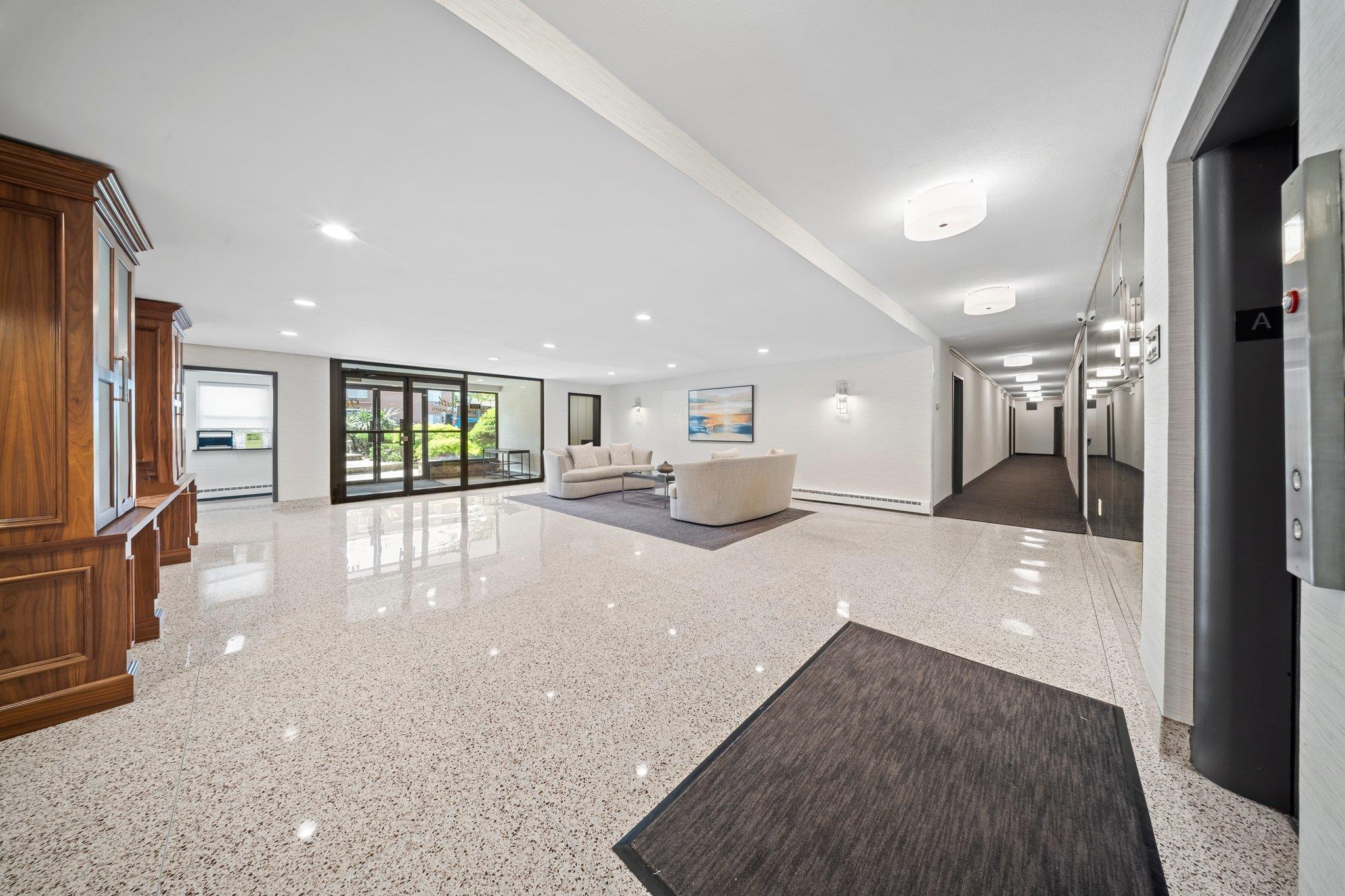 90 S Park Avenue #C7, Rockville Centre, New York image 4