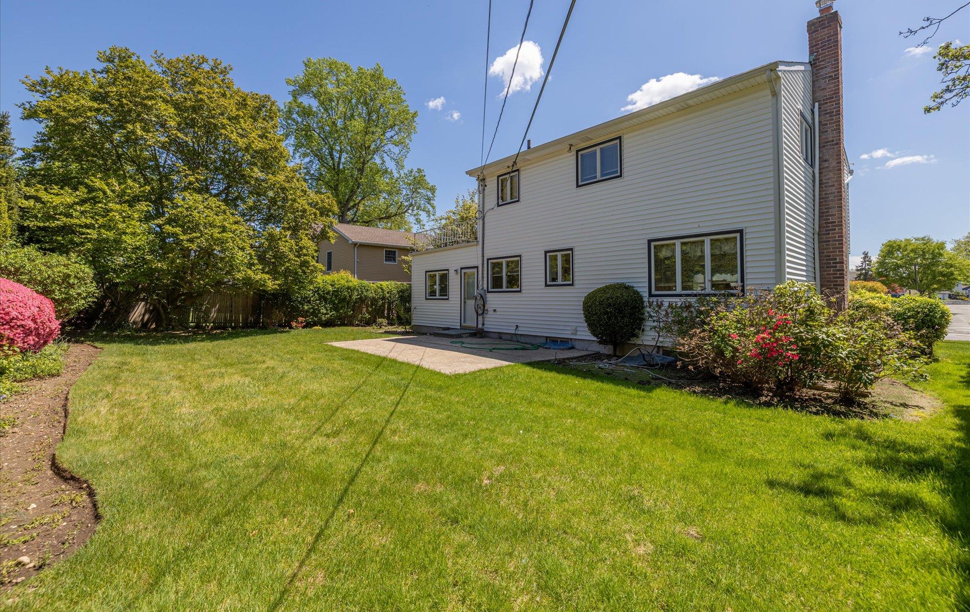114 Schoharie Drive, Jericho, New York image 23