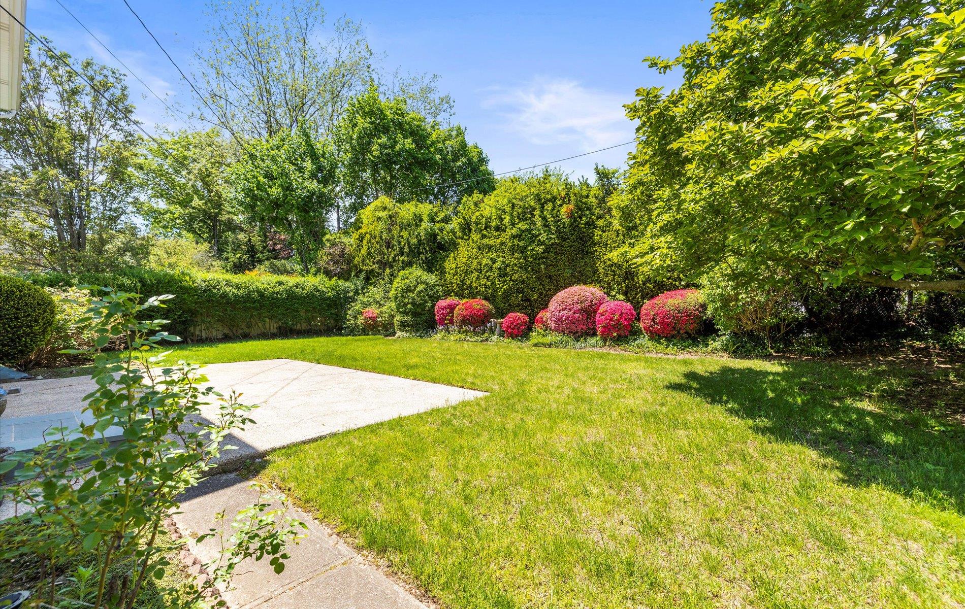 114 Schoharie Drive, Jericho, New York image 22