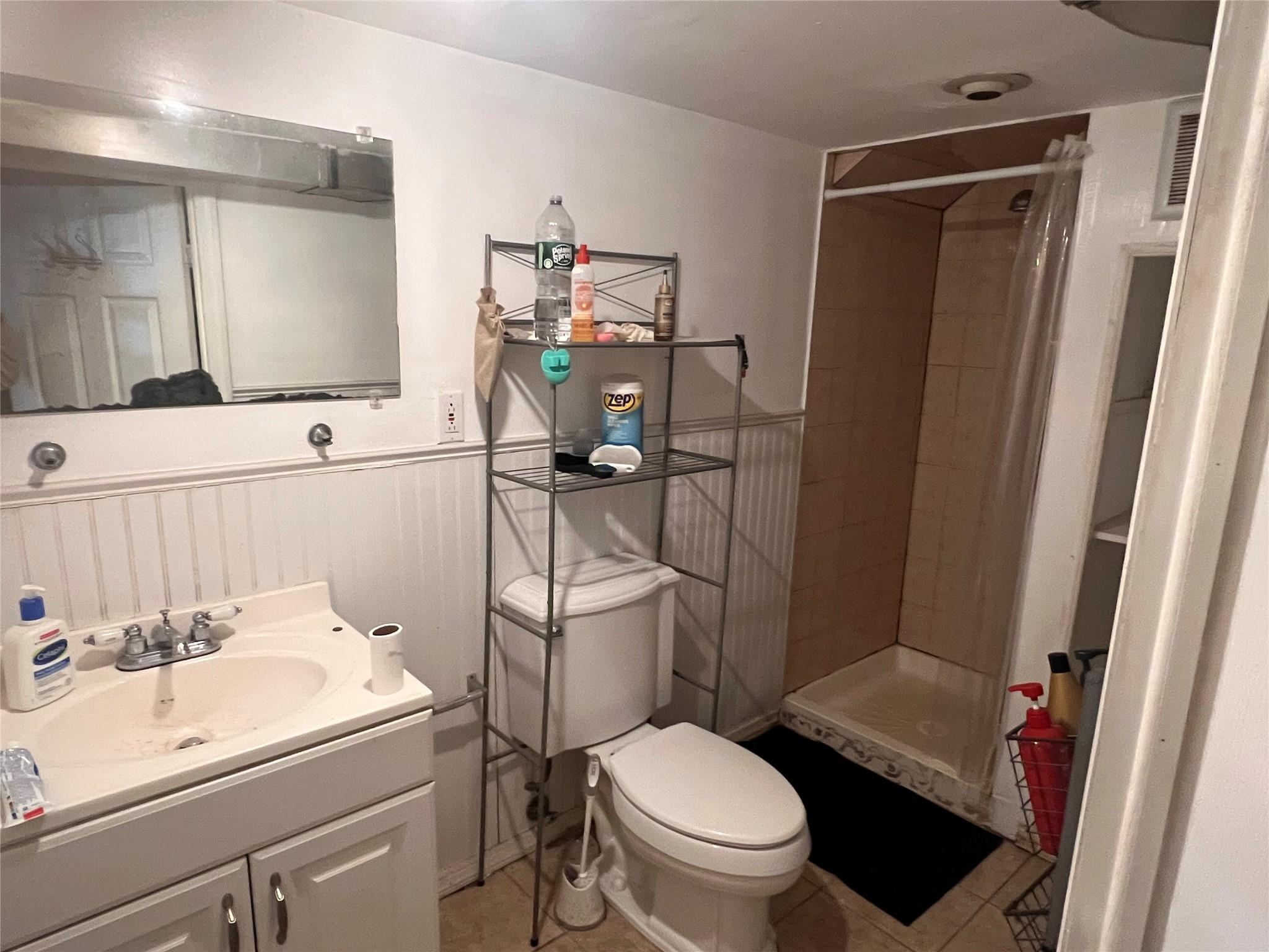 84 Monaco Avenue, Elmont, New York image 24