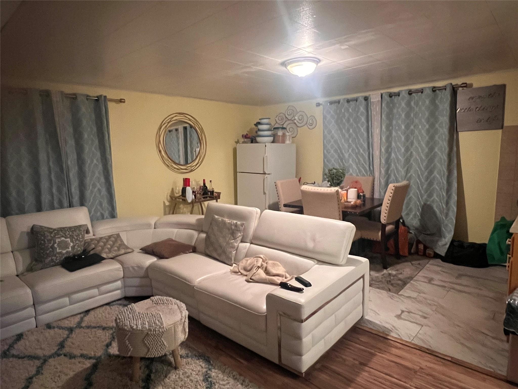 84 Monaco Avenue, Elmont, New York image 28