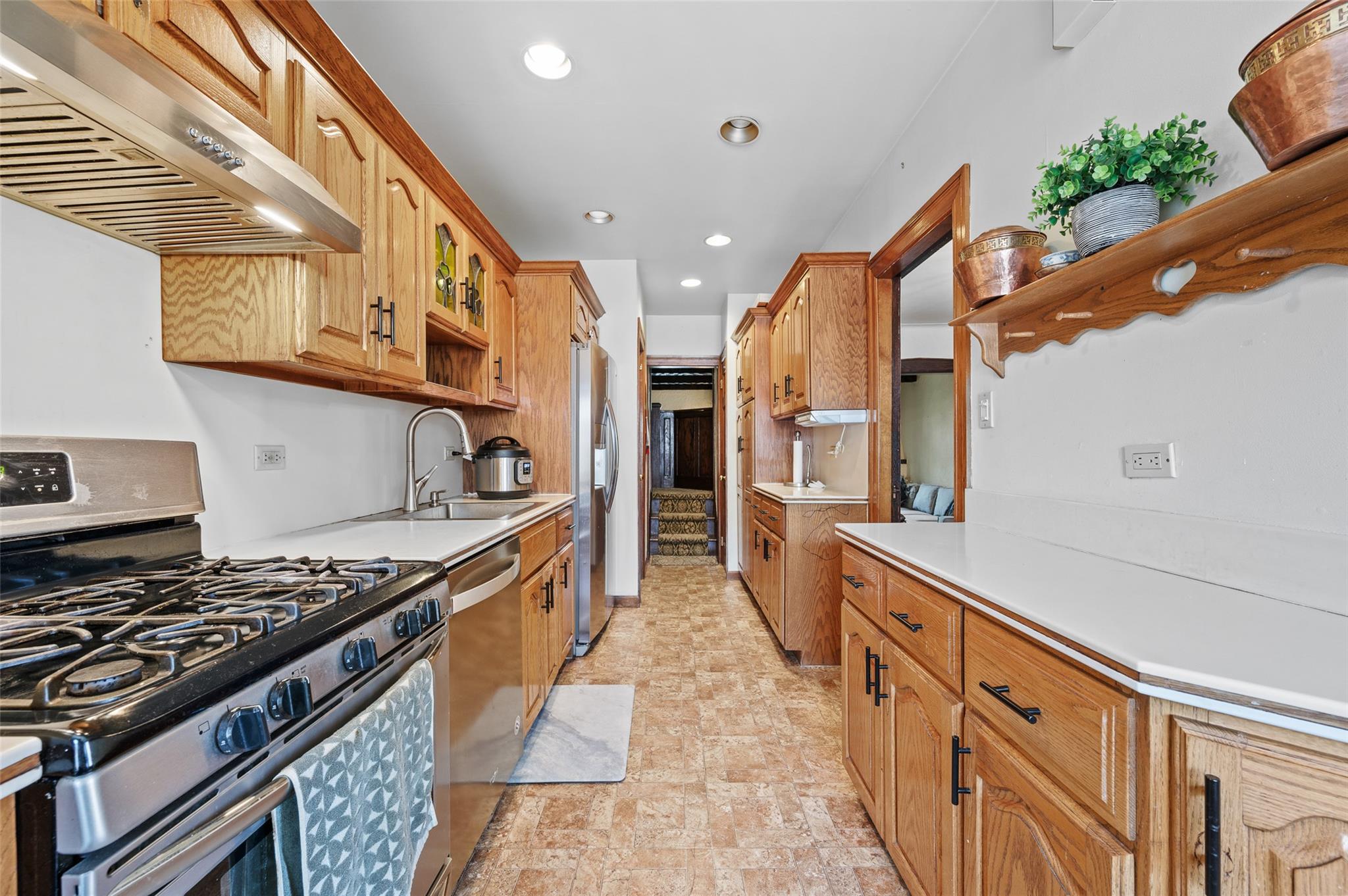 82-42 62nd Avenue, Middle Village, New York image 11
