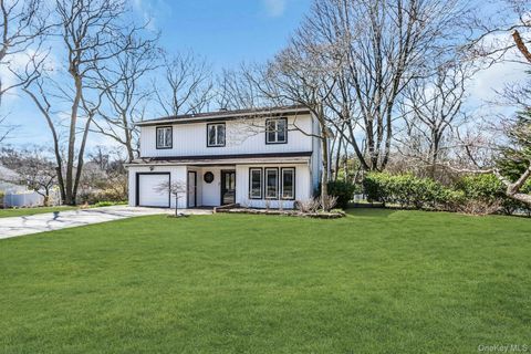 36 N Morris Avenue Farmingville NY 11738