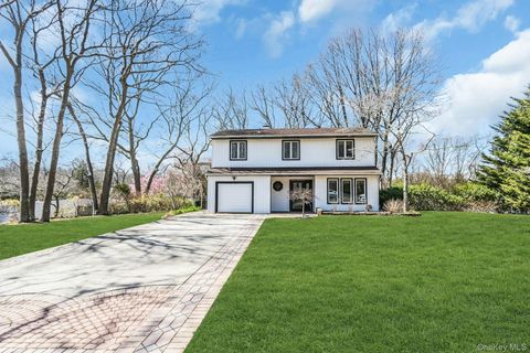 Photo of 36 N Morris Avenue, Farmingville, NY 11738 (MLS # 974844)