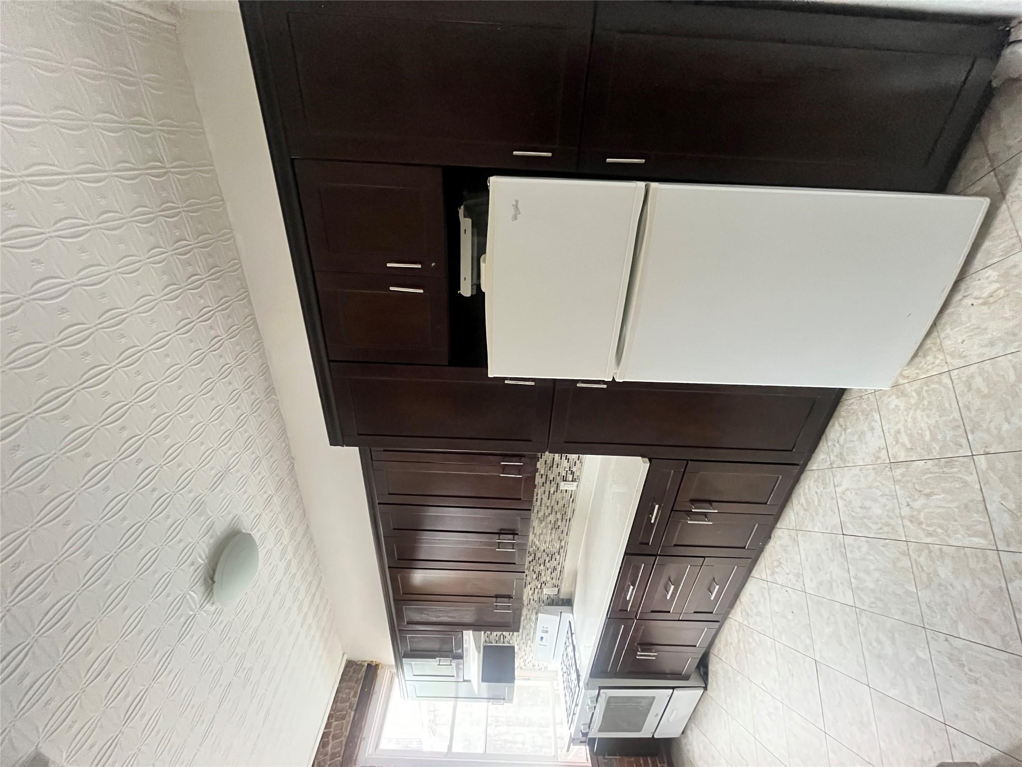 52 Main Street 3R