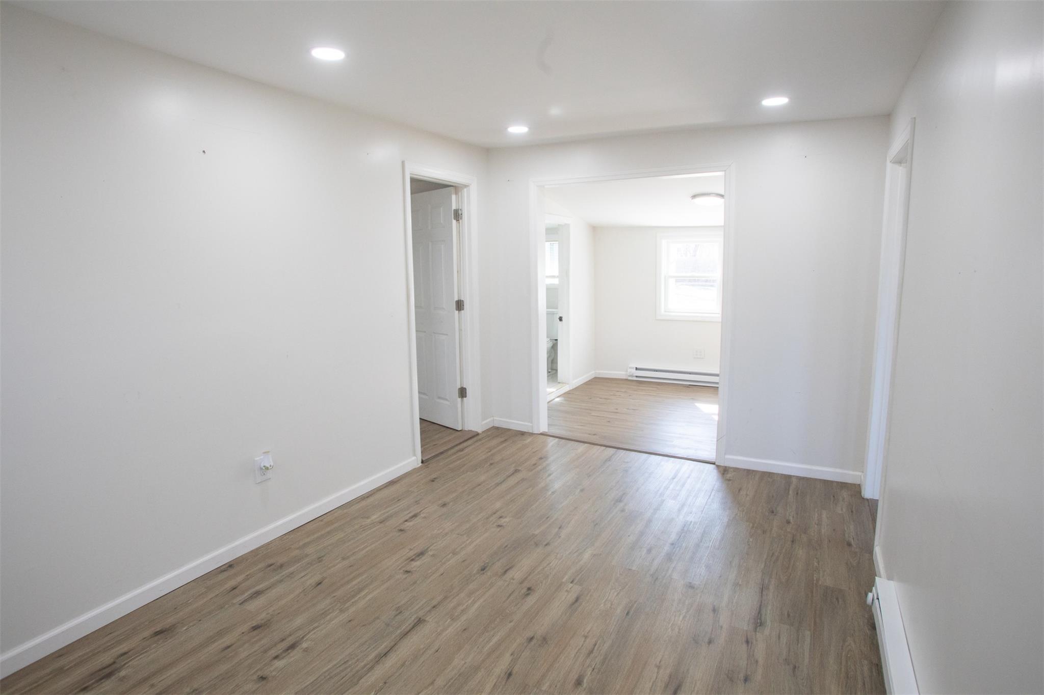 4A E Ralph Avenue, Brentwood, New York image 28