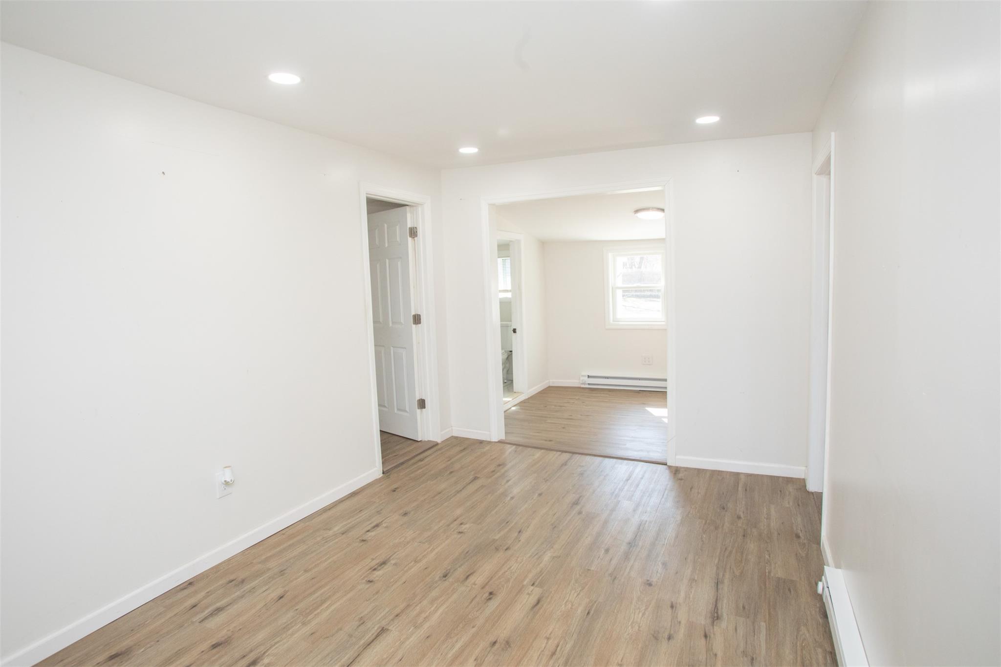 4A E Ralph Avenue, Brentwood, New York image 29