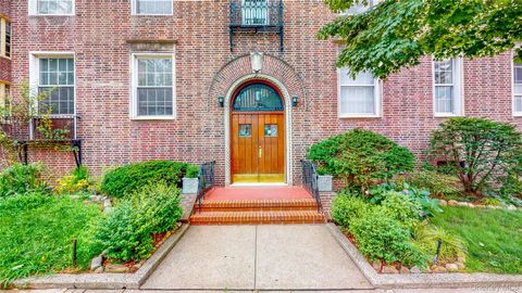 37-28 85th Street 32 Jackson Heights NY 11372