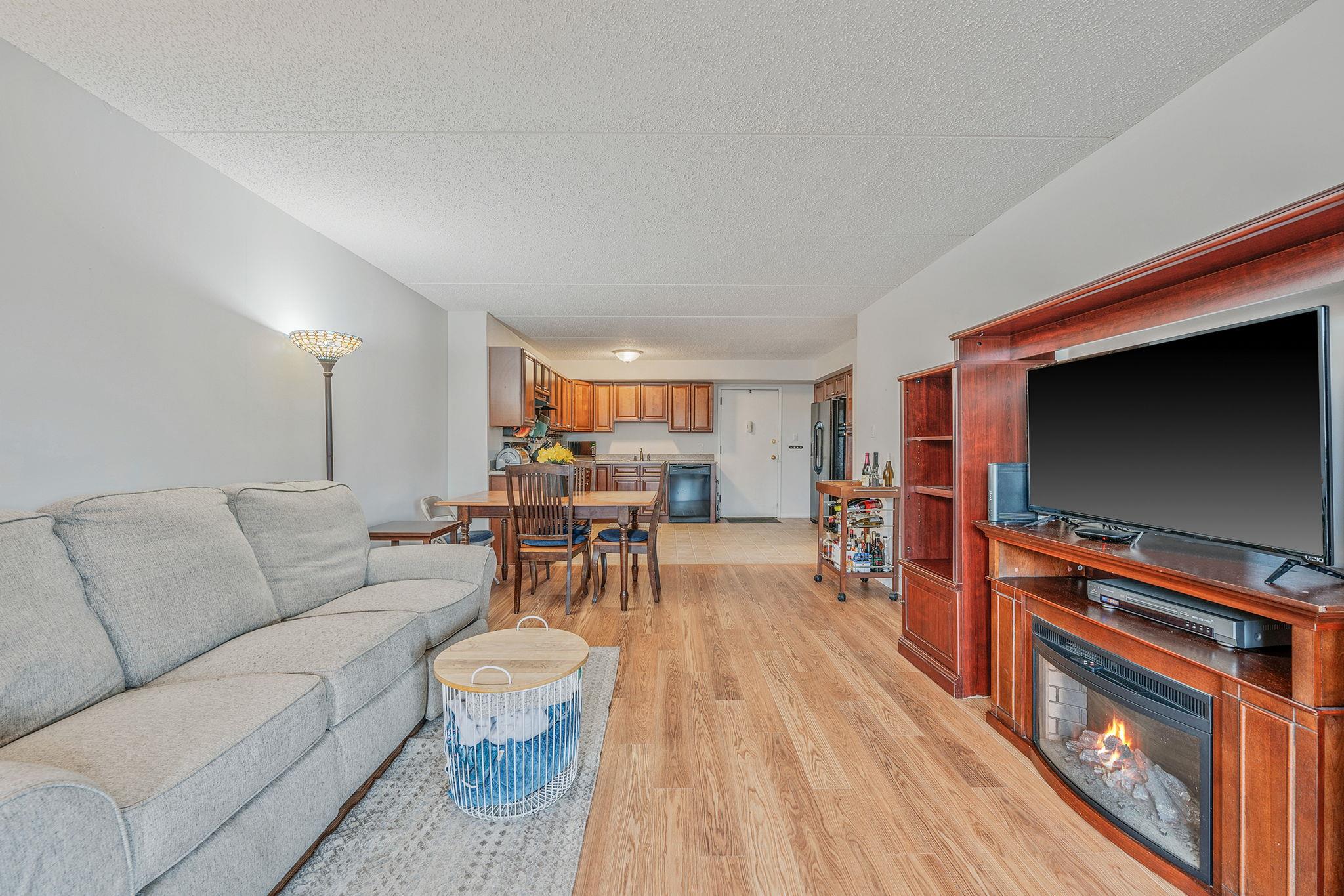 725 Miller Avenue 219