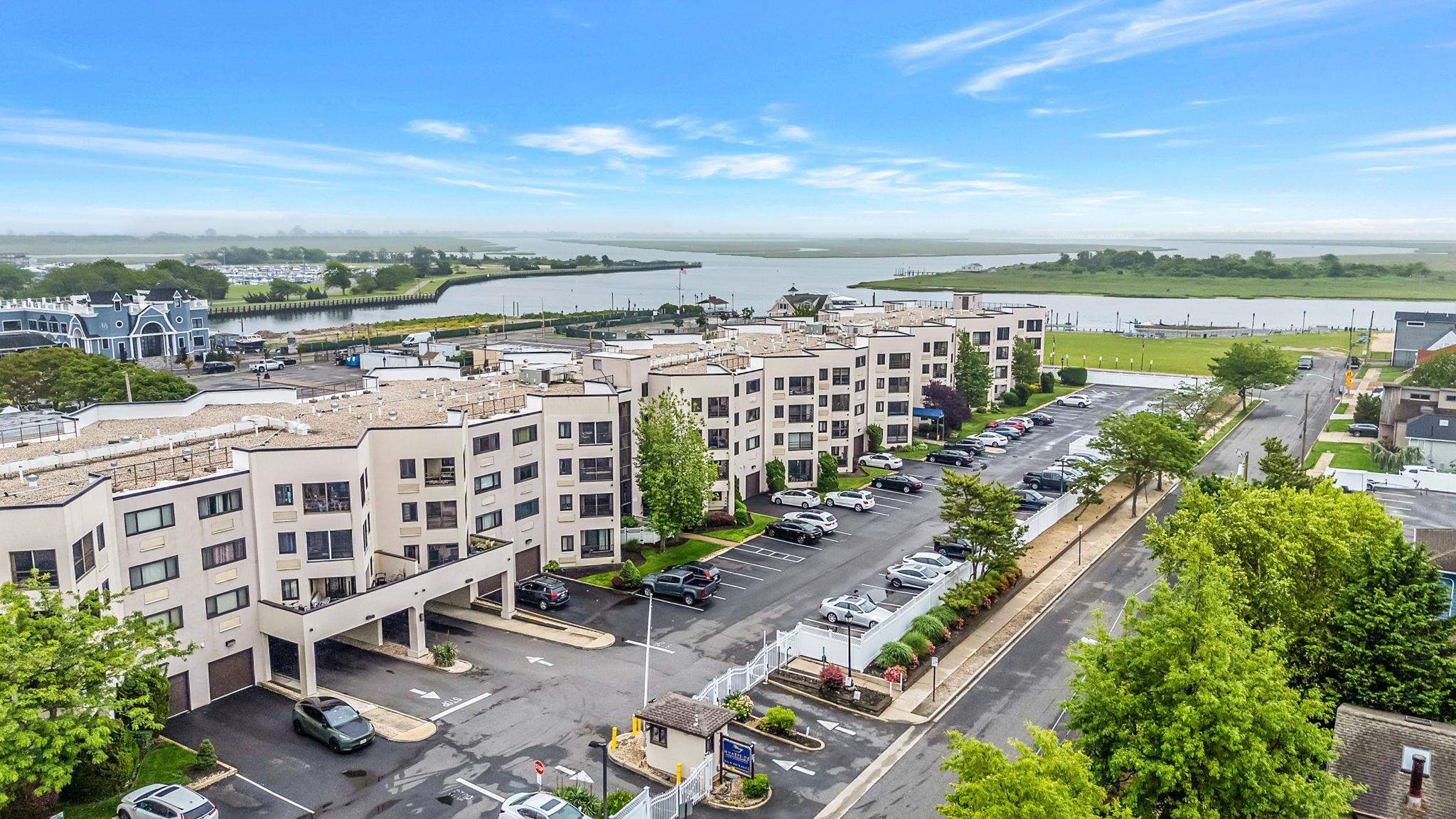 725 Miller Avenue 219