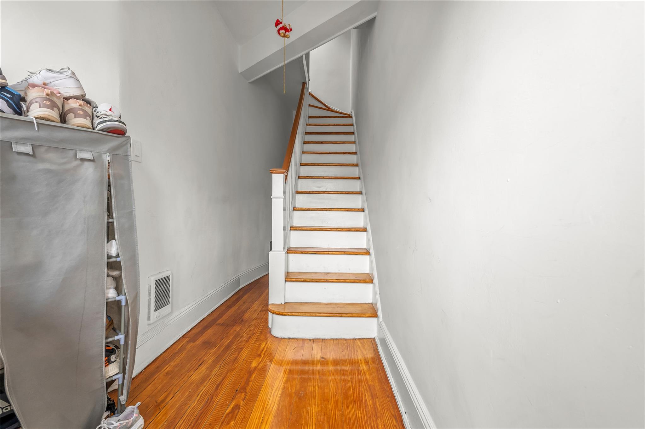 61-29 Cooper Ave Ave, Ridgewood, New York image 11