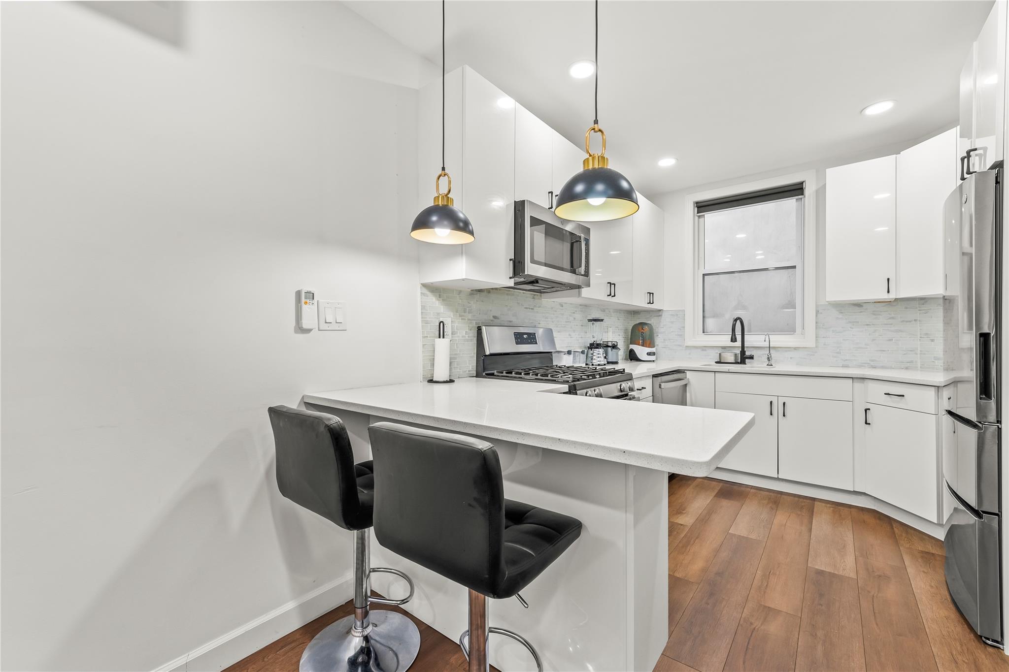 61-29 Cooper Ave Ave, Ridgewood, New York image 6