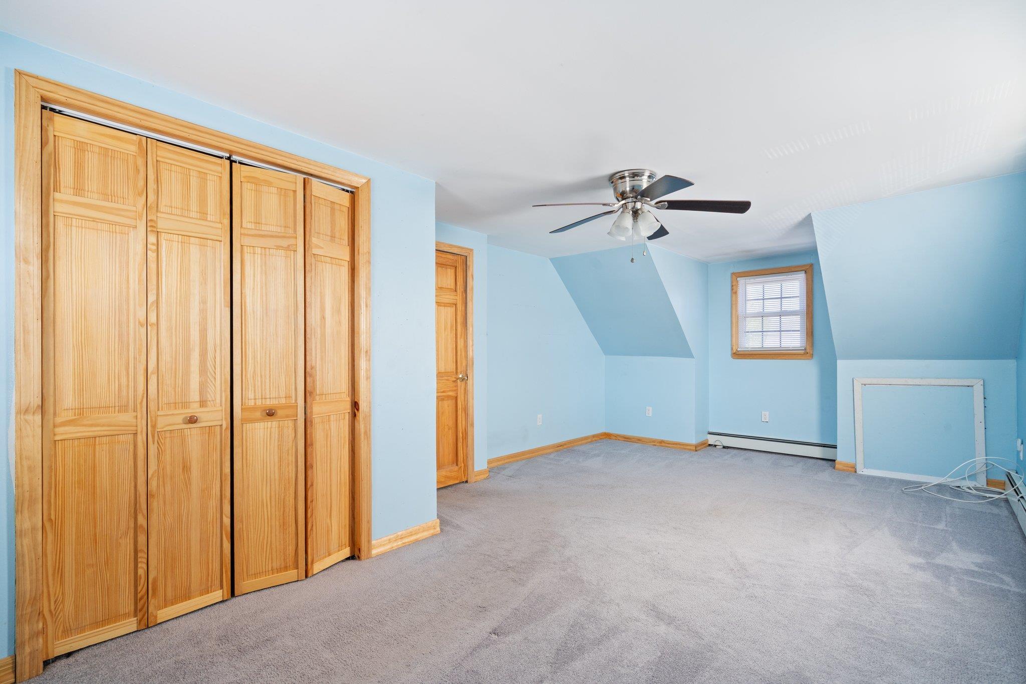 40 Pine Lane, Valley Stream, New York image 13