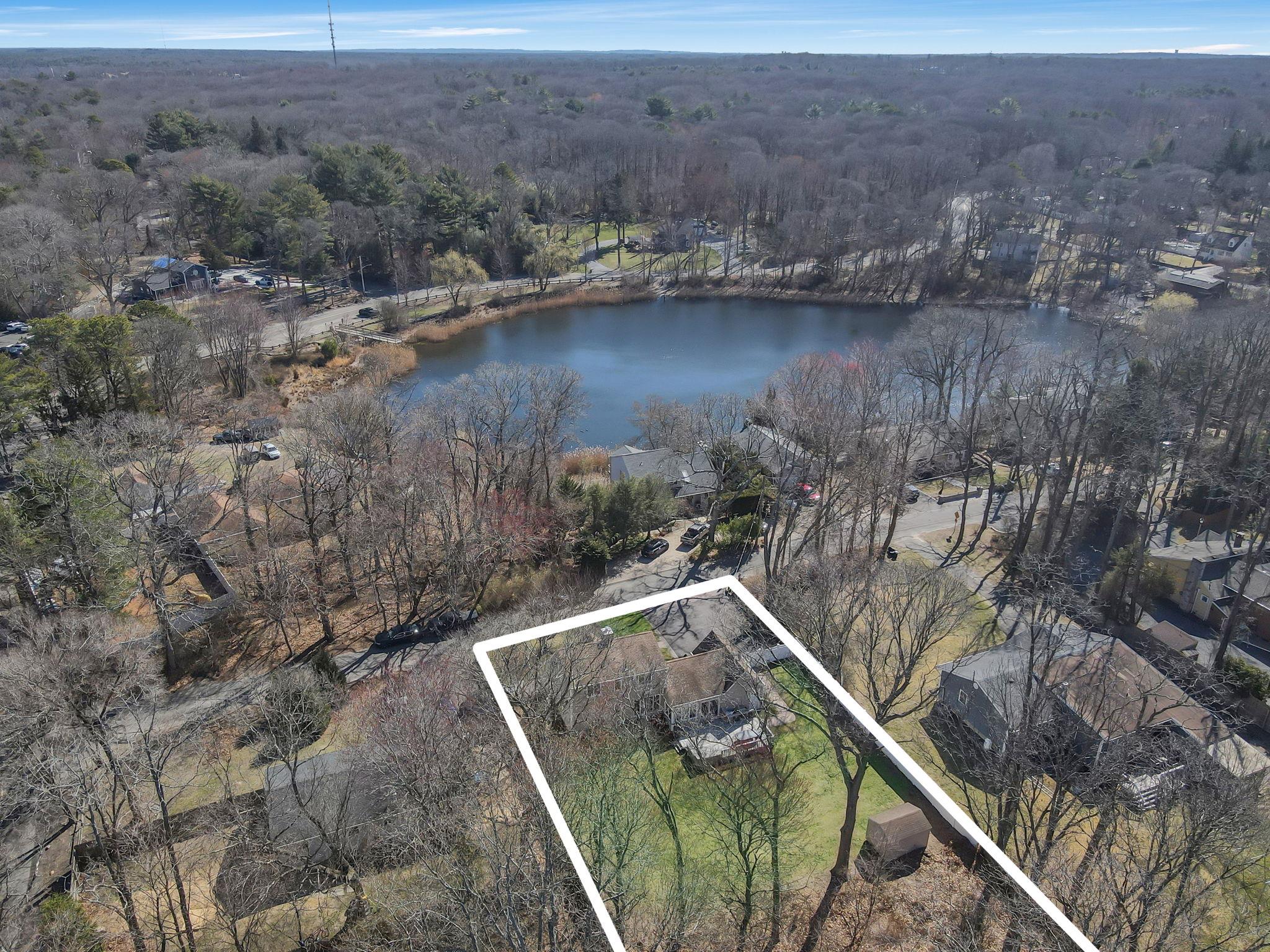 4 Lakeside Drive, Middle Island, New York image 44