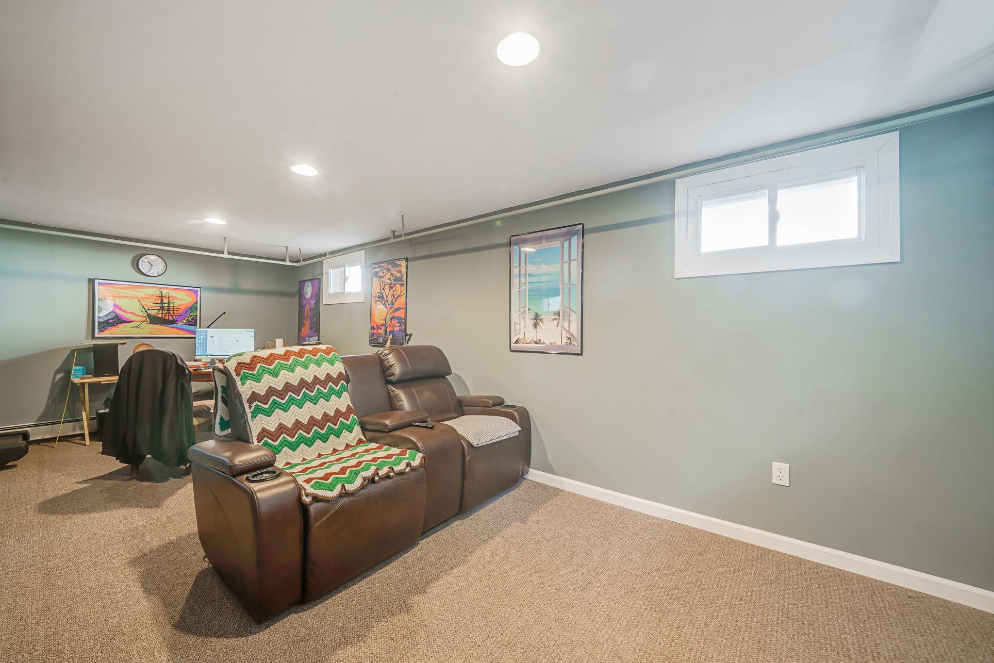 4 Lakeside Drive, Middle Island, New York image 29