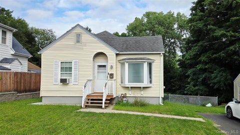Homes For Sale - 102 Sproat Street<br/> Middletown, NY 10940