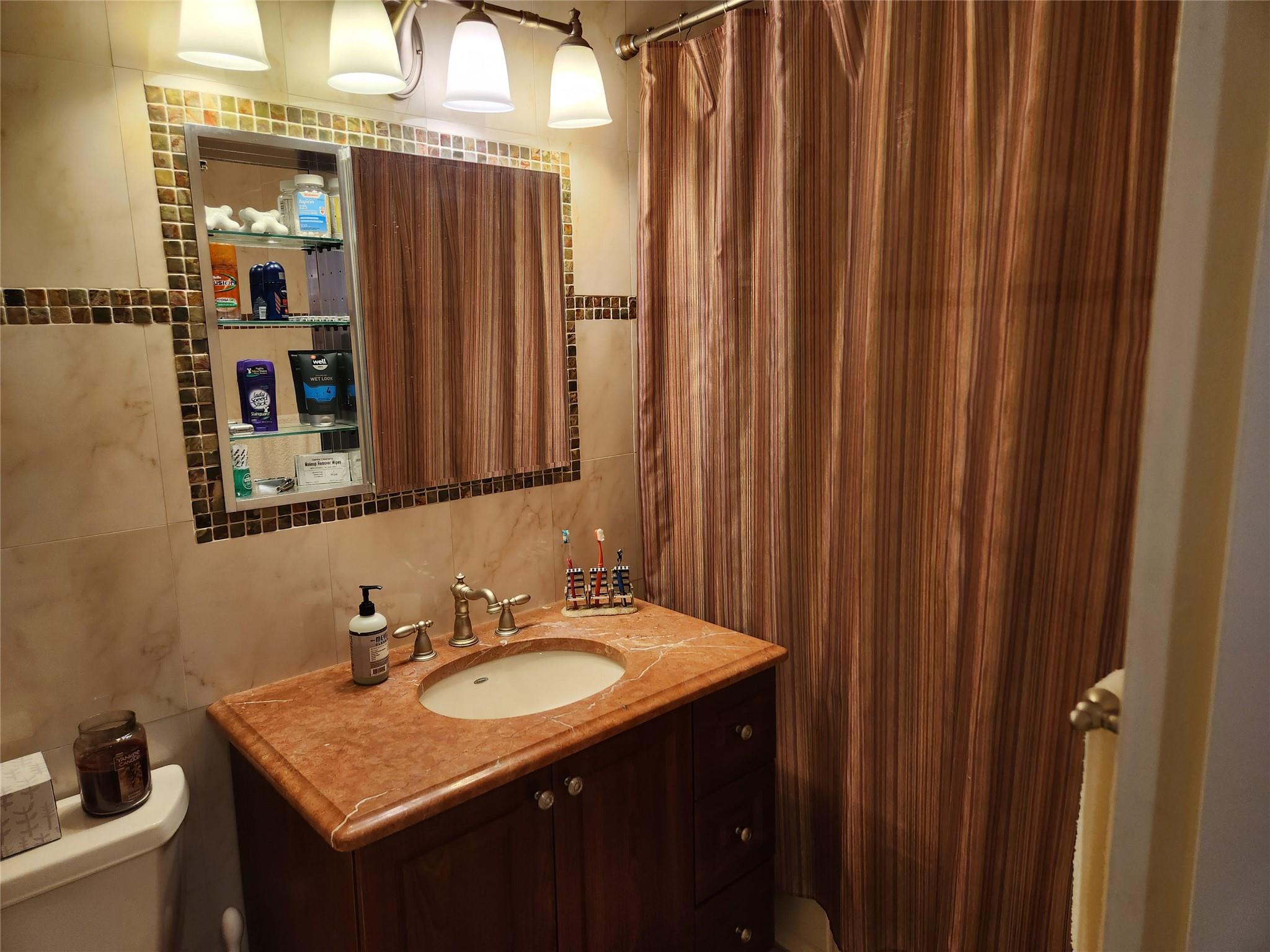 750 N Shore Road #4B, Long Beach, New York image 17