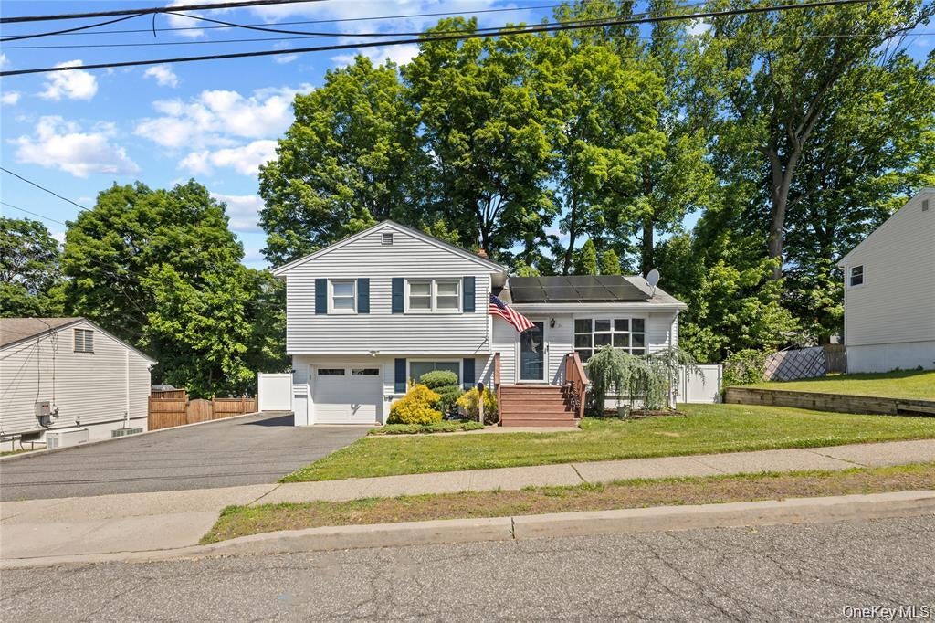 24 Maplewood Boulevard