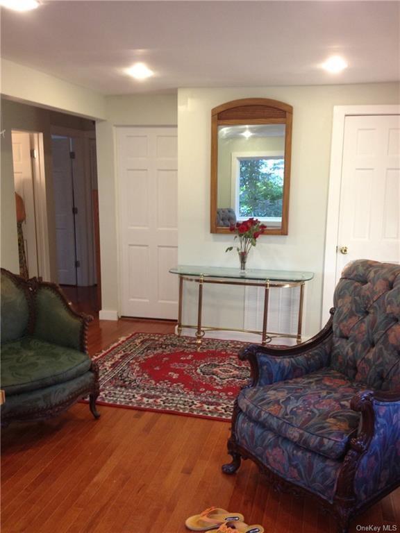 17 Brookside Road