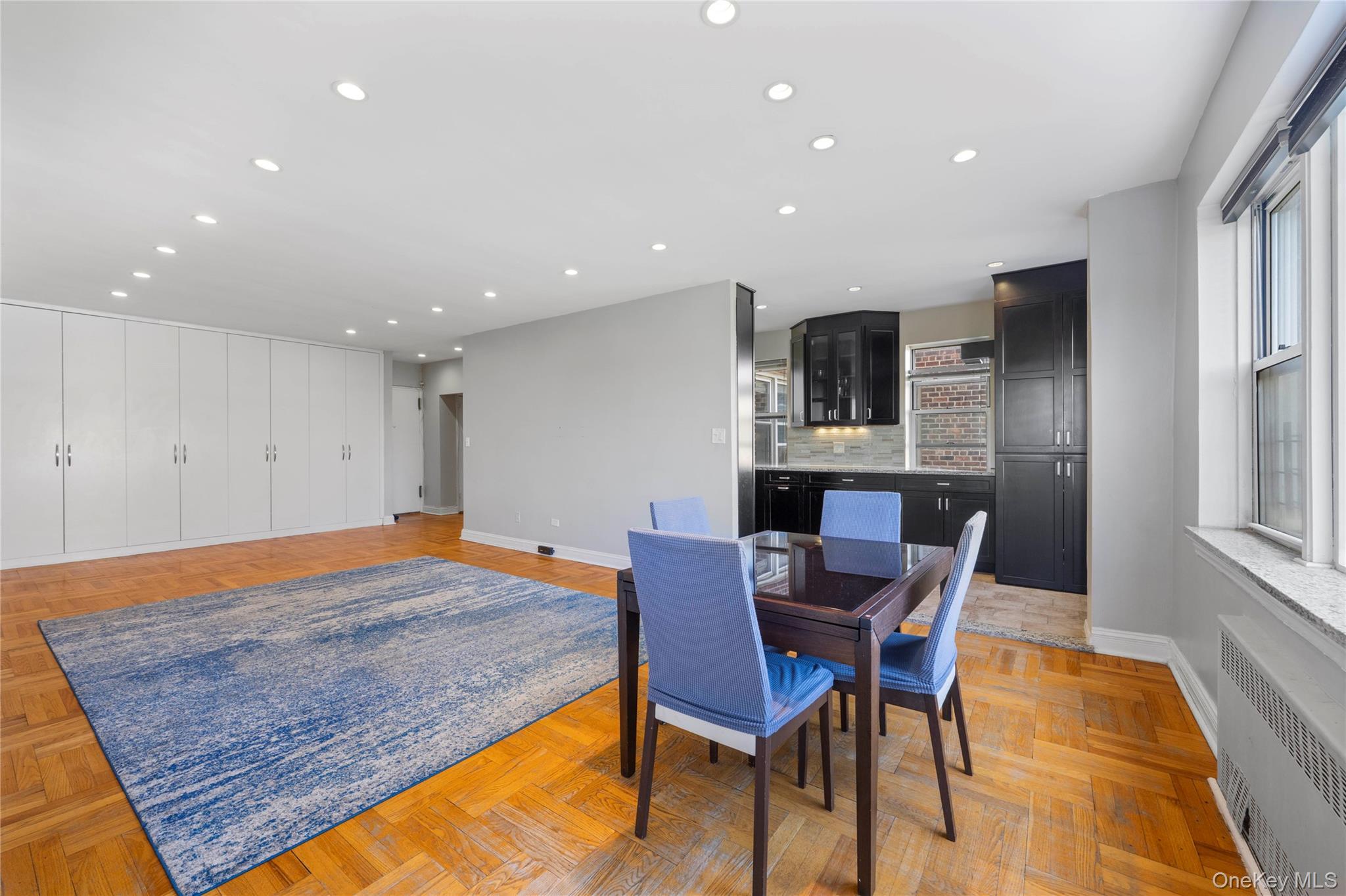 3750 Hudson Manor Terrace 5CW