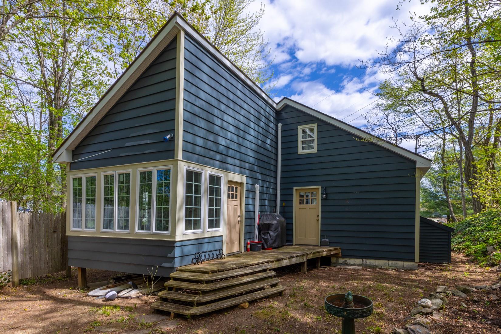 18 ANDERSON ROAD