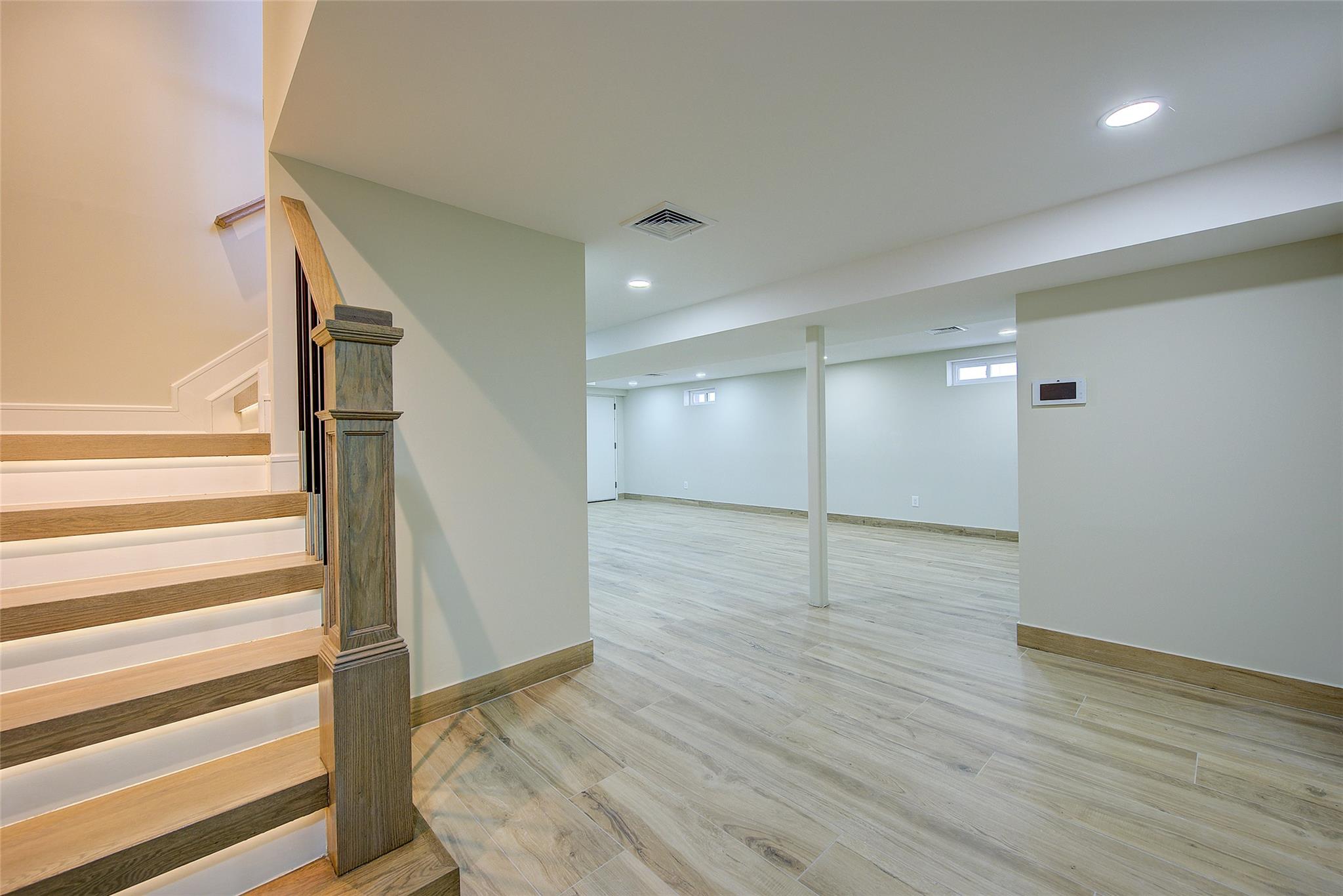 163-61 20th Ave Ave, Whitestone, New York image 33