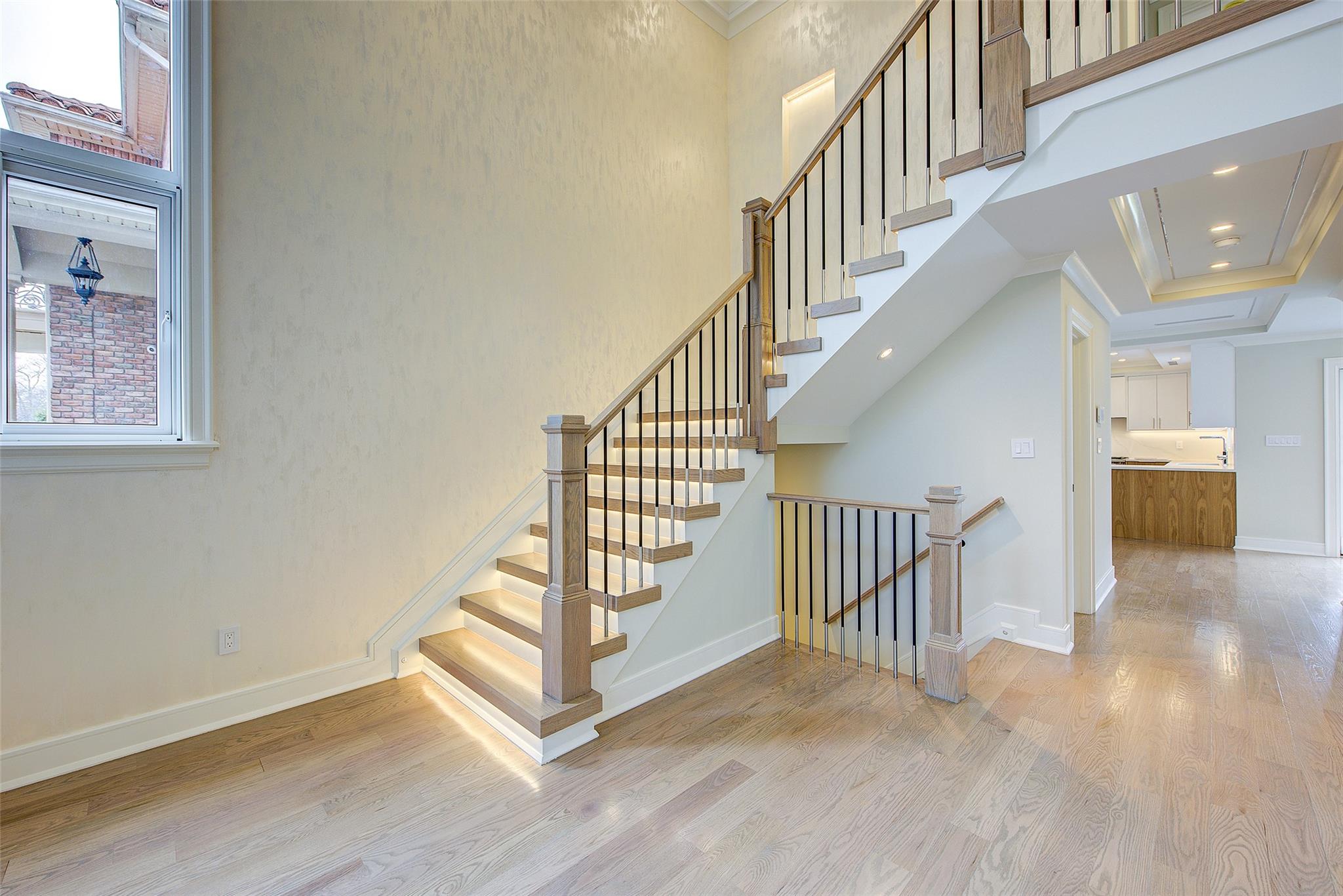 163-61 20th Ave Ave, Whitestone, New York image 3