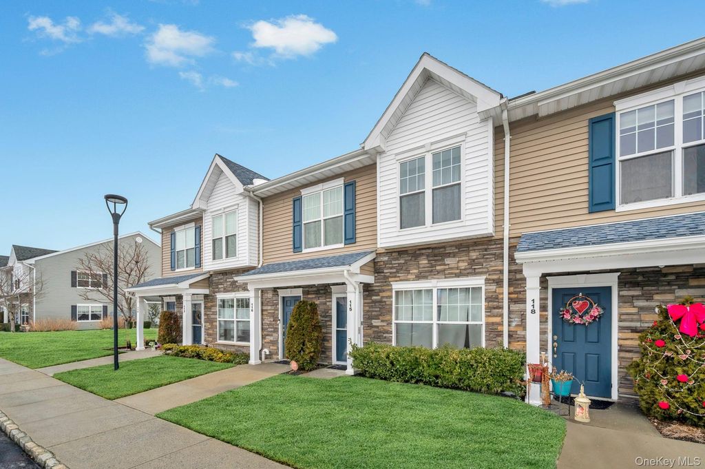 Photo of 115 Weatherby Lane, Central Islip, NY 11722 (MLS # 965881)