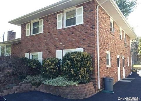 Photo of 430 W Main Street, Huntington, NY 11743 (MLS # 989944)