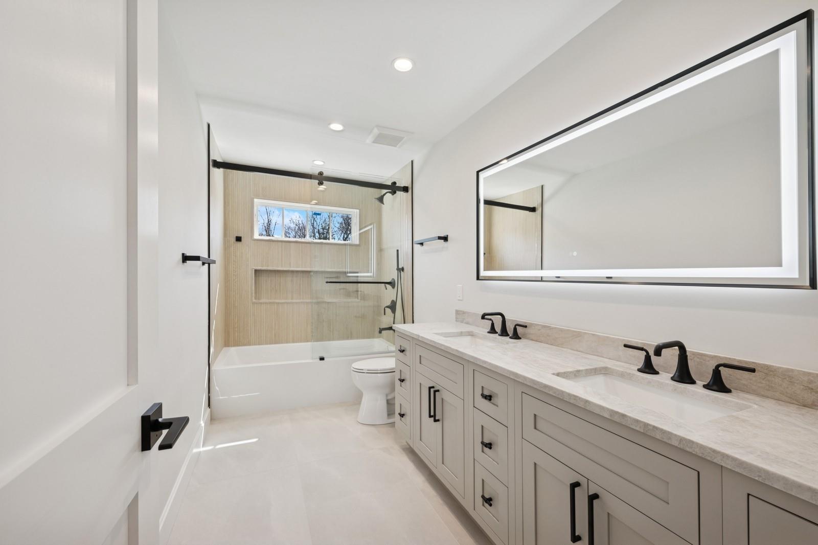 72 Gilmar Lane, Roslyn Heights, New York image 34