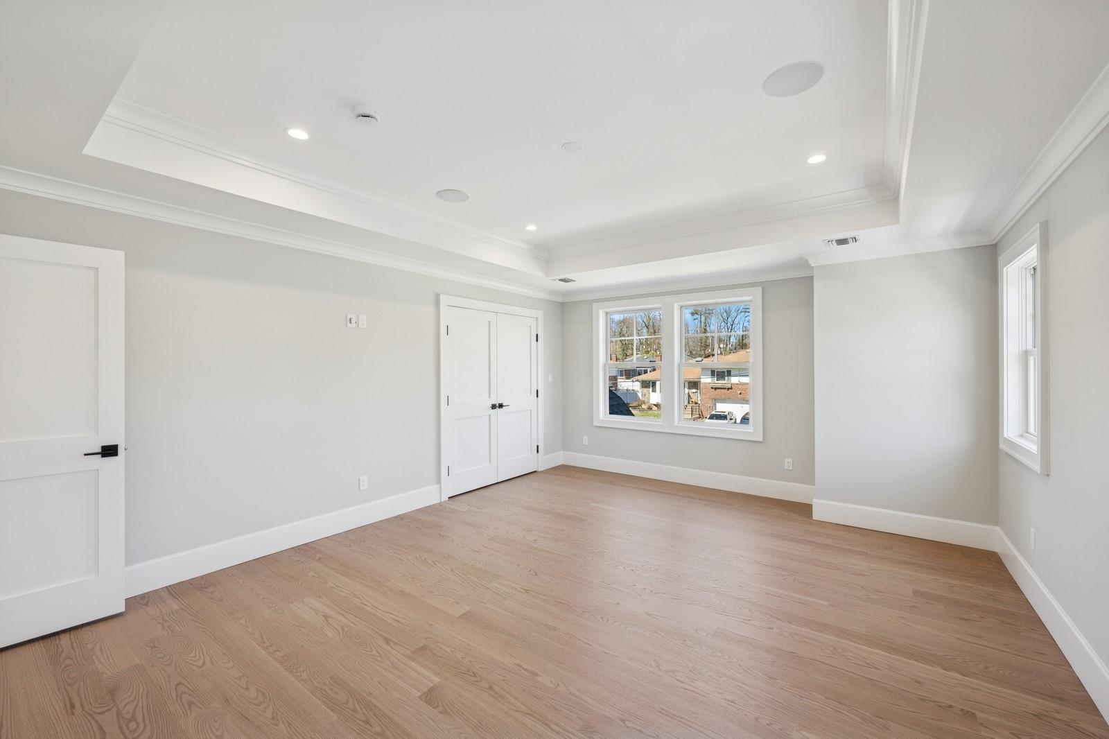 72 Gilmar Lane, Roslyn Heights, New York image 24
