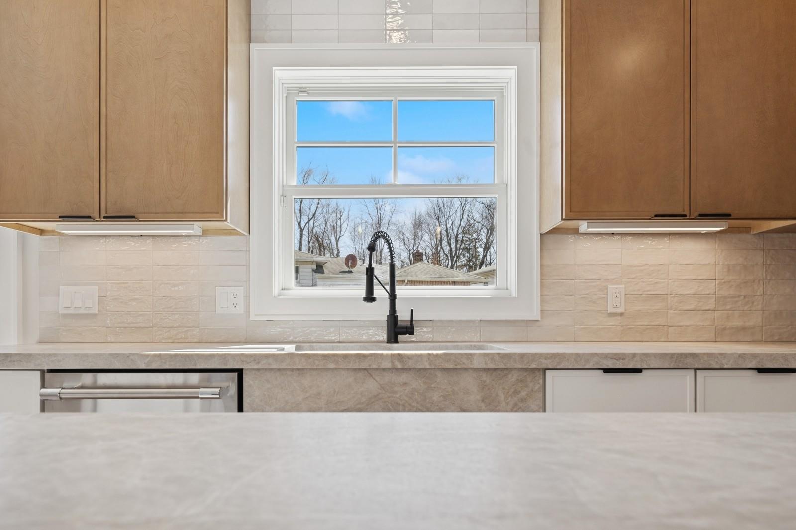 72 Gilmar Lane, Roslyn Heights, New York image 21