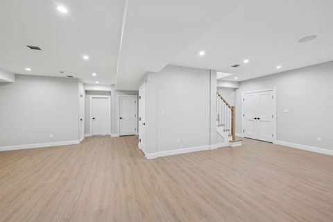 listing image 38
