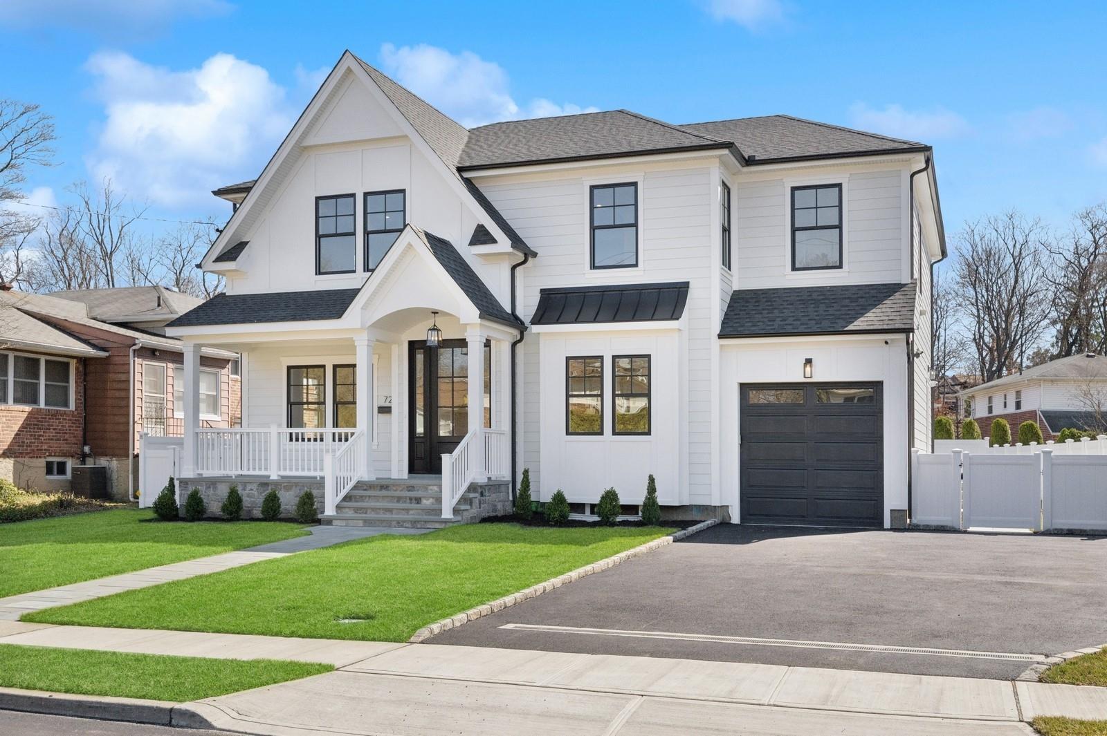 72 Gilmar Lane, Roslyn Heights, New York image 1