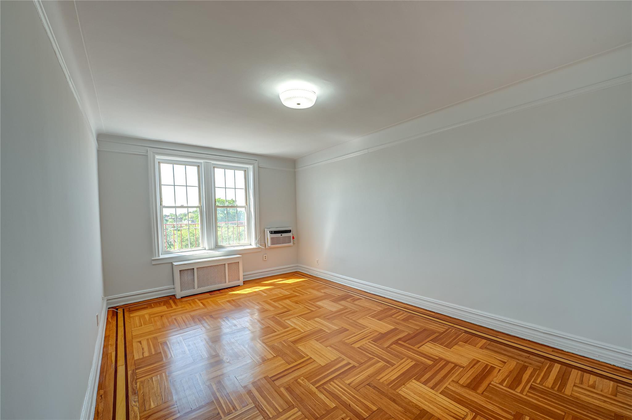 12 Hamilton Place #D11, Garden City, New York image 5