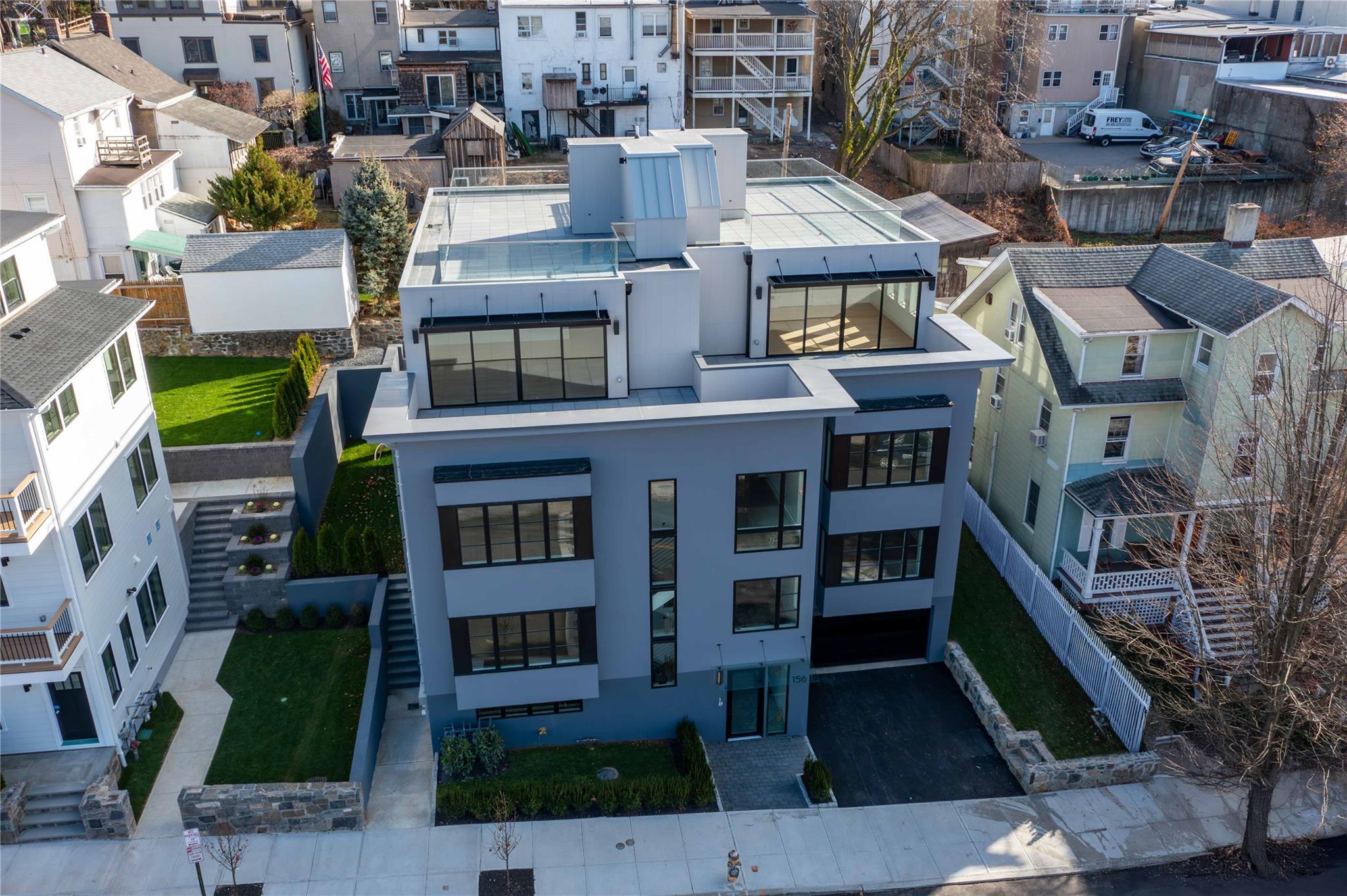 Palisade Street C, Dobbs Ferry, New York - 4 Bedrooms  
3 Bathrooms  
9 Rooms - 