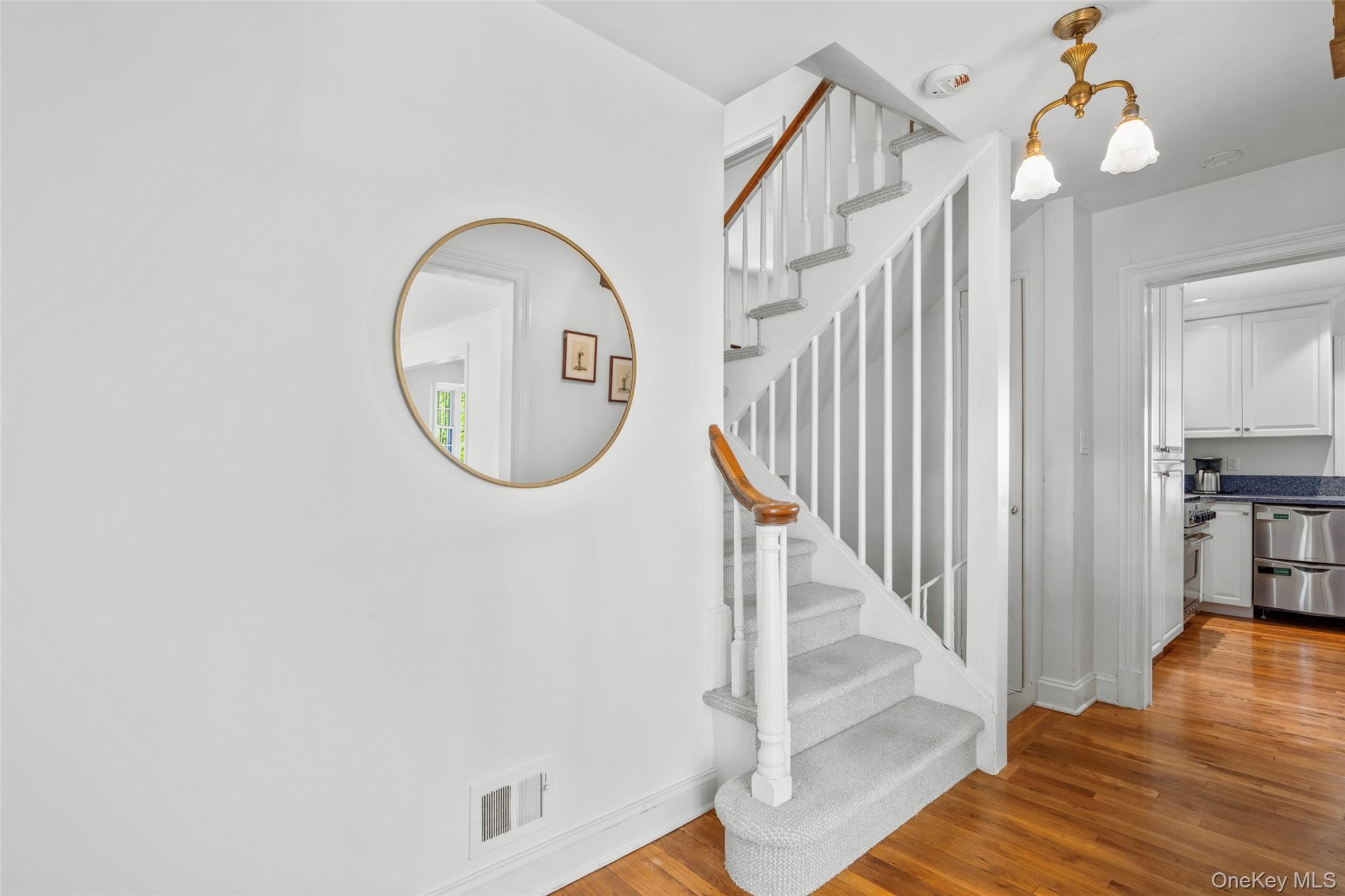 850 Soundview Drive