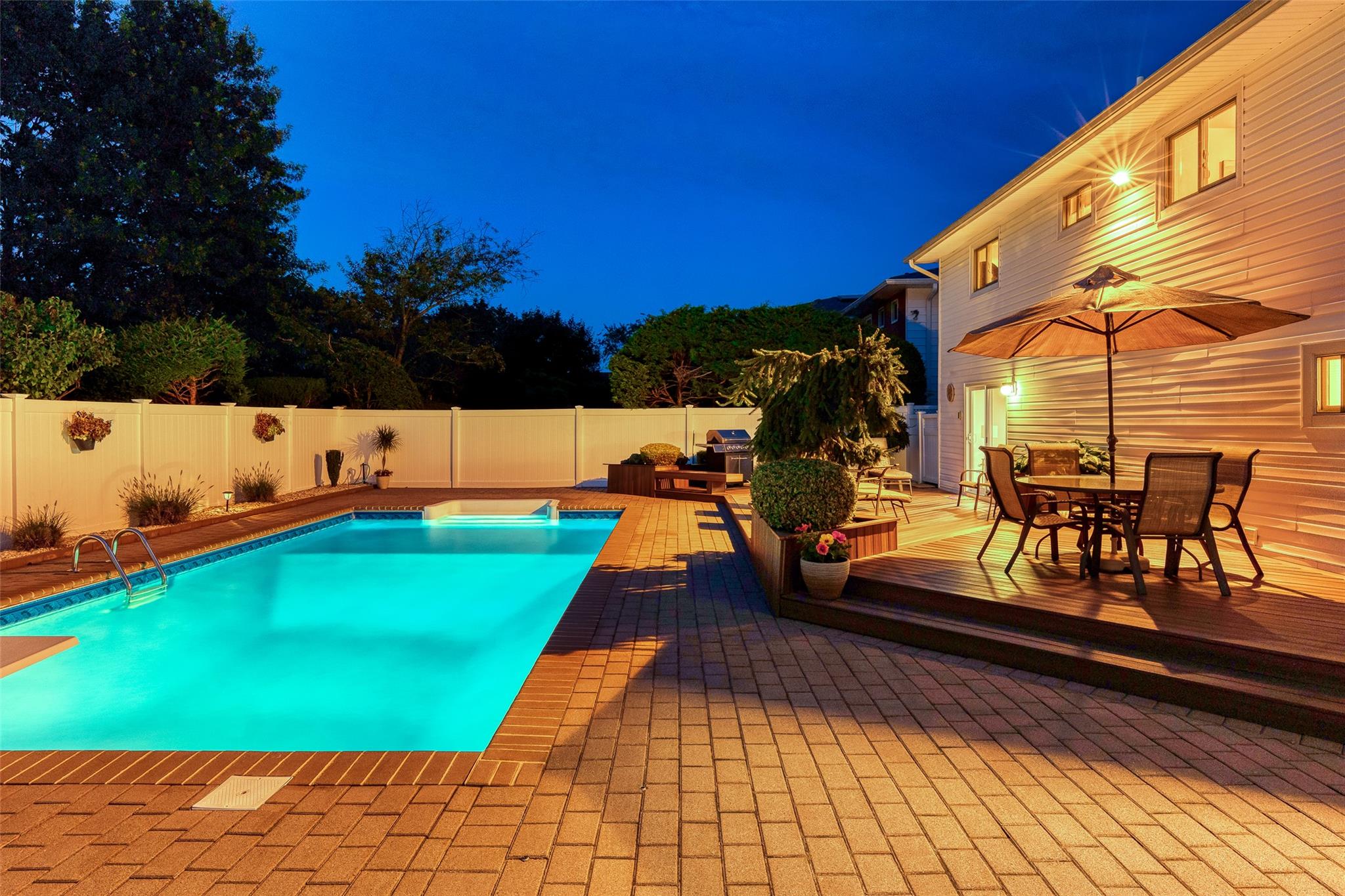 2957 Hampton Court, Wantagh, New York image 6