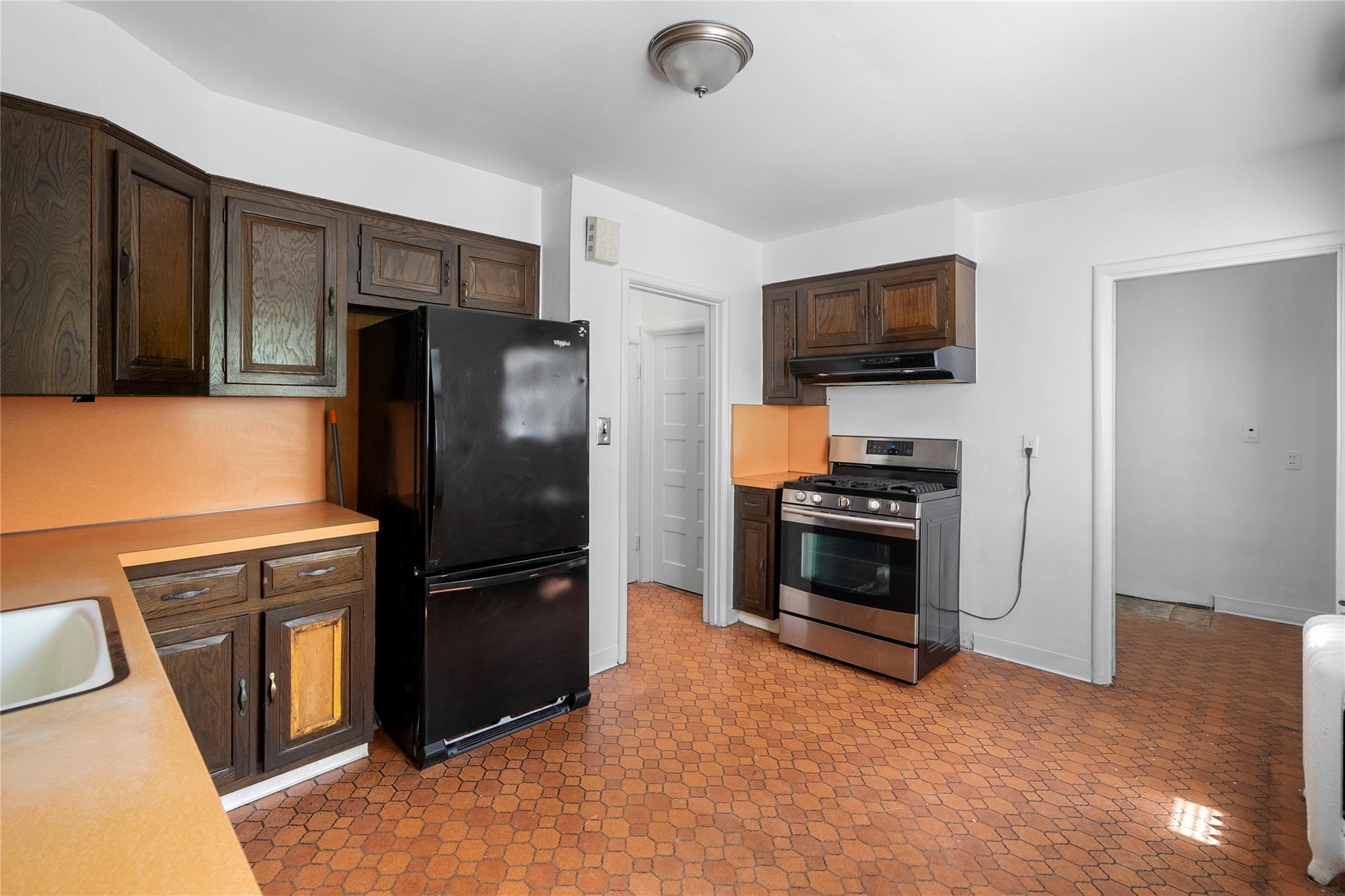 130 Columbus Avenue, Port Chester, New York image 11