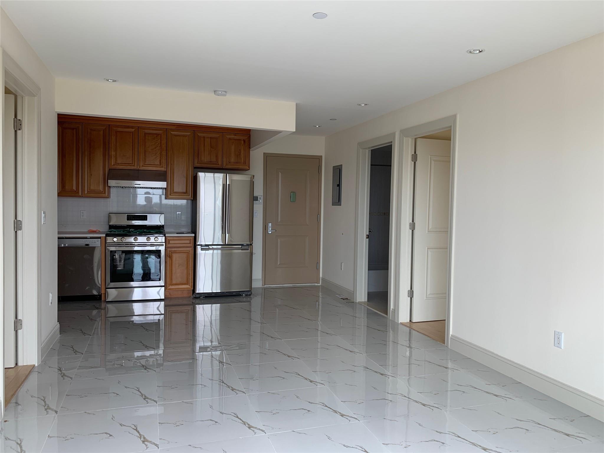 65-38 Austin Street #3B, Rego Park, New York image 3