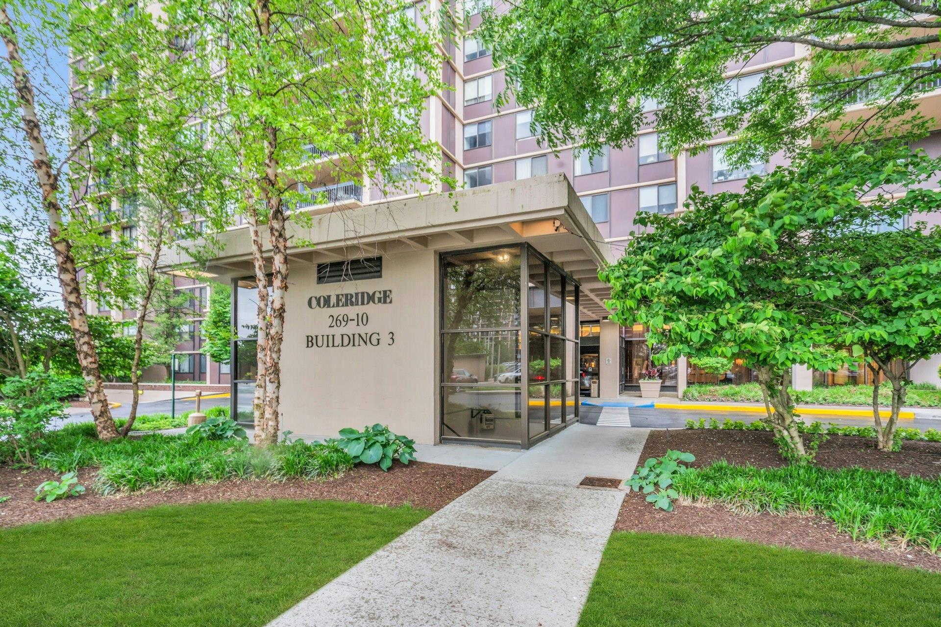 269-10 Grand Central Parkway 32P