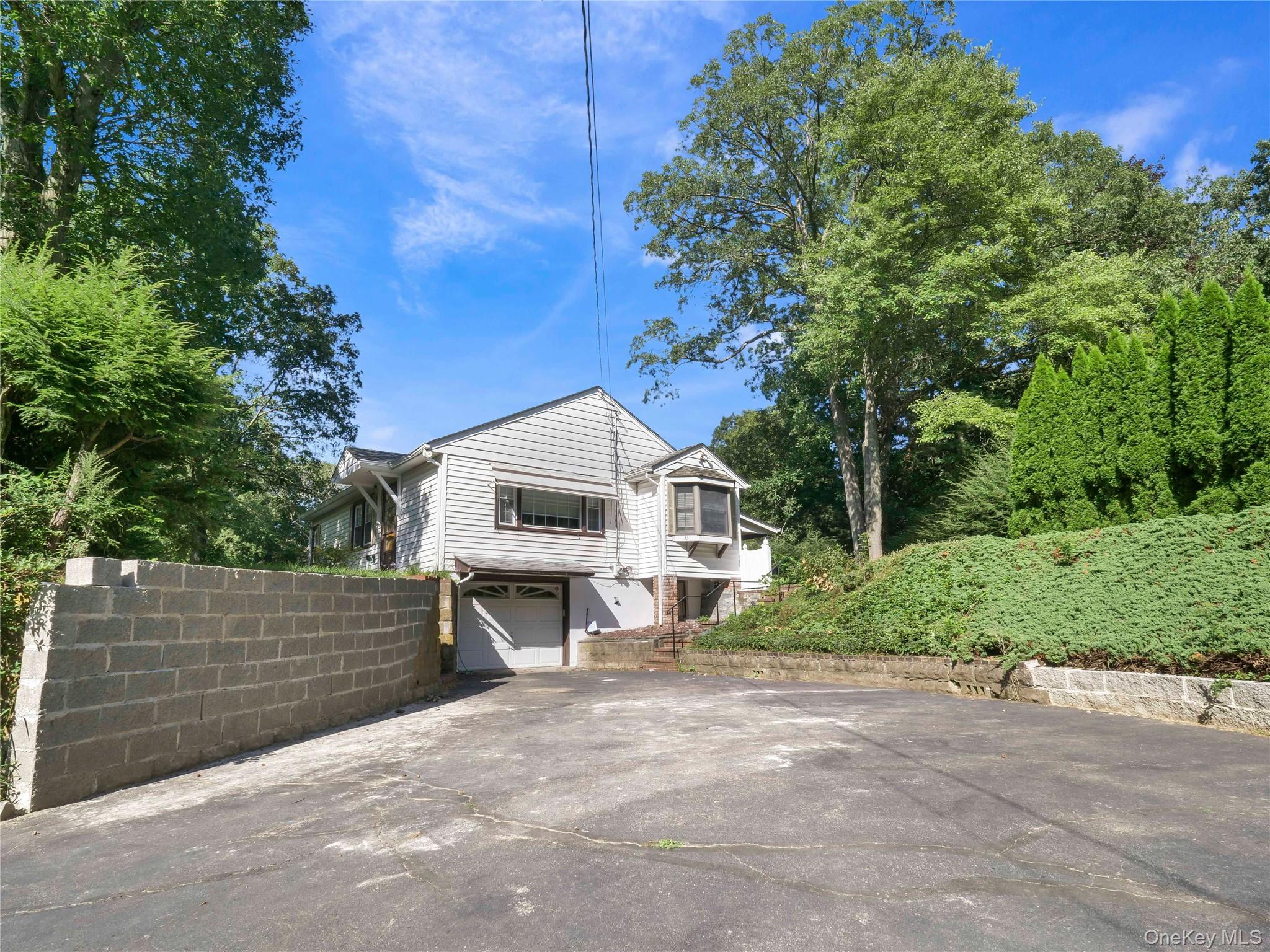 33 Mountain Road