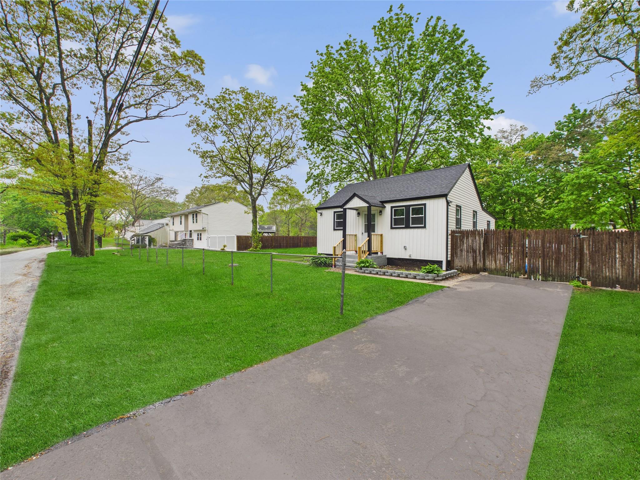 495 Easton Street, Ronkonkoma, New York image 19