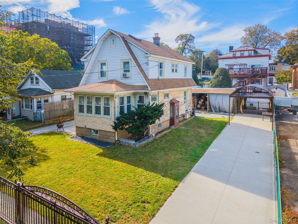 Photo of 6-16 129th St, College Point, NY 11356 (MLS # 1065086)