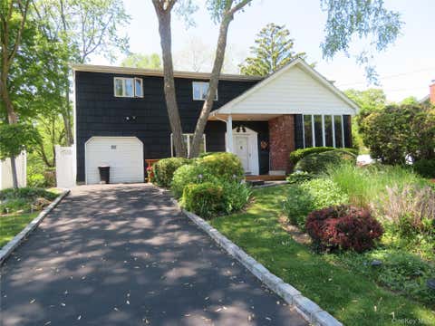 Homes For Sale - 440 Spangle Drive<br/> North Babylon, NY 11703